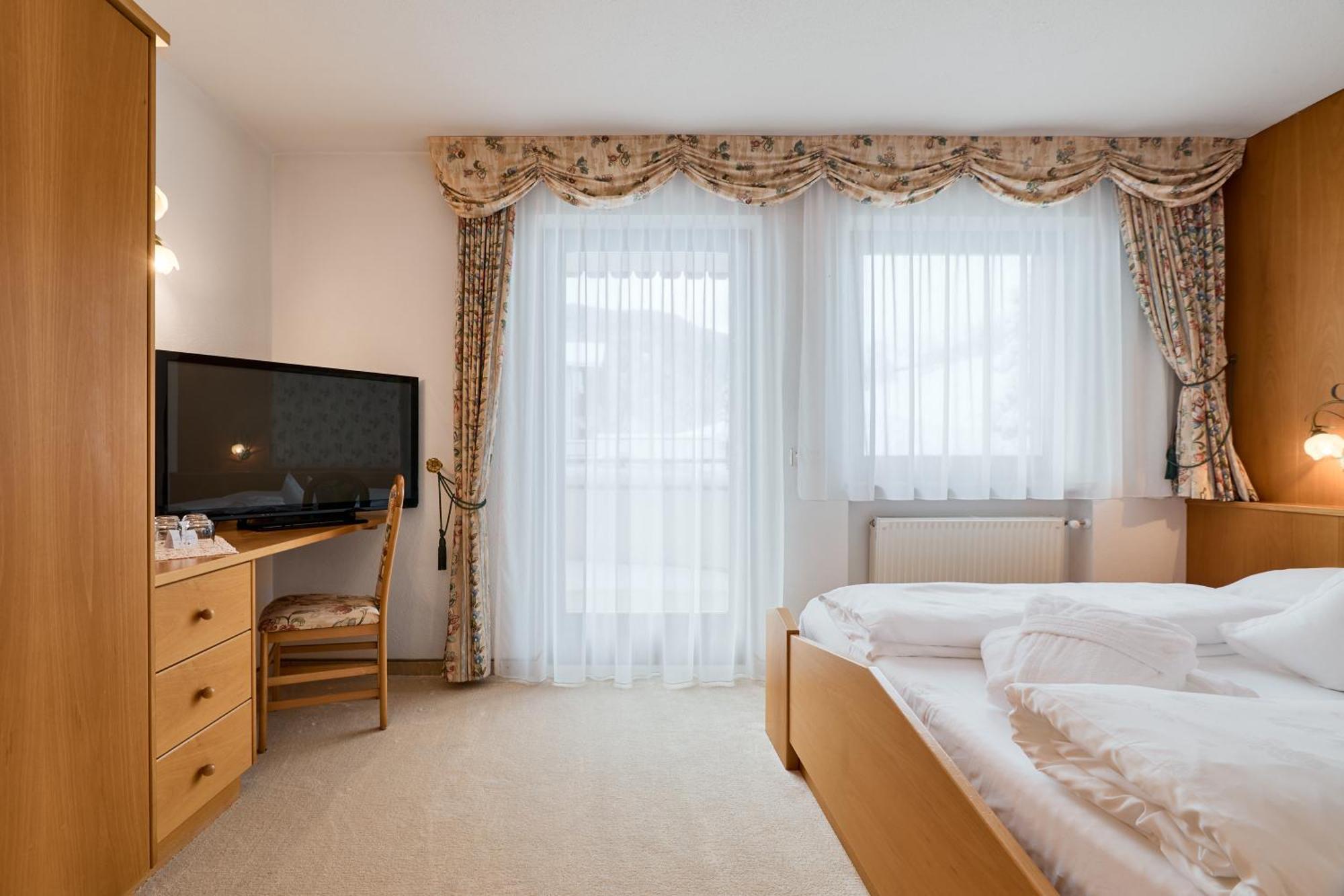 Berghotel Рачинес Екстер'єр фото